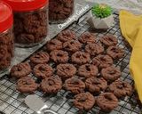 Foto langkah ke 4 dari resep Choco Chips Cookies.