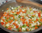 Foto del paso 1 de la receta: Albacora en salsa de tomate