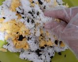 Foto langkah ke 4 dari resep Korean rice ball / jumeokbap.