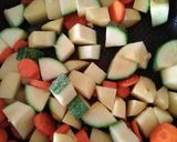 Foto del paso 2 de la receta: Alitas con verduras