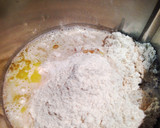 Foto del paso 2 de la receta: Pizza de espinacas, fresas y queso de cabra
