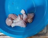 Foto langkah ke 1 dari resep Ayam Goreng Serundeng Kelapa.