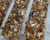 A picture of step 8 of Dry Fruits and Seeds Granola Bar.
