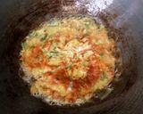 Foto langkah ke 2 dari resep Telur Dadar Bayam ~ With Saus Bolognese.