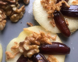 Foto del paso 6 de la receta: Ensalada de fruta fresca,frutos secos y un toque de chía