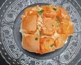 A picture of step 4 of Schezwan bomb.