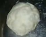 A picture of step 2 of Stuffed naan.