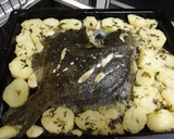 Foto del paso 4 de la receta: Rodaballo al horno con patatas