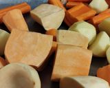 Foto del paso 2 de la receta: 🥩🧅Puchero🥕🥔