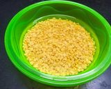 A picture of step 1 of Tuvar dal.