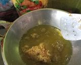 Foto langkah ke 7 dari resep Ayam goreng kremes.