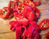 Foto del paso 2 de la receta: Huevo revuelto con hortalizas 🥚 🌶
