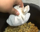 A picture of step 2 of Chana Masala Punjabi Style.