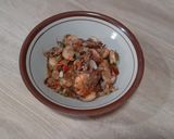 Foto langkah ke 6 dari resep Tumis Udang Cabai Bawang.