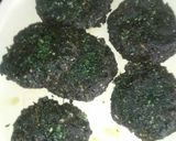 Foto del paso 5 de la receta: Tortitas de espinaca con cilantro y queso
