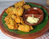 Foto langkah ke 7 dari resep Bakwan jagung saus mayo sambal. cemilan sore ☕ 🌽.