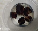 Foto langkah ke 1 dari resep Susu Kurma.