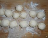 Káposztaágyon főtt gőzgombóc sült oldalassal recept fázis 3 fotója
