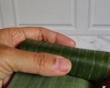 Foto langkah ke 1 dari resep Kue Putu Bambu (Menggunakan Cetakan Daun Pisang).