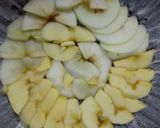 Foto del paso 4 de la receta: Tarta de 🍎invertida fácil y rápida