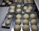 Foto langkah ke 3 dari resep Resep Roti Bun Burger metode Autolisis cocok diolah jadi Burger atau Korean Garlick cheese Bread.