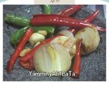 Foto langkah ke 1 dari resep Sambel goreng terasi ala yammi.