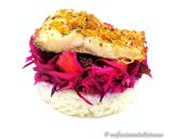Foto del passaggio 7 della ricetta Filetto Di Trota Con Bottarga Home Made E Cavolo Viola