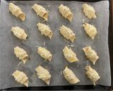 Foto langkah ke 3 dari resep Cheesy Sausage Bites.