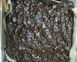 Foto langkah ke 8 dari resep Fudgy Brownies shiny crust.