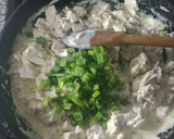 Foto del paso 2 de la receta: Empanadas de pollo al verdeo