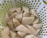 Hình bước làm 1 của món Măng kho thịt ba chỉ