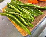 Une image de l'étape 5 de Poivrons bicolores et courgettes jaunes grillés aux épices.