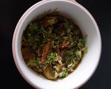 A picture of step 3 of Aloo-potol Dalna (Bengali veg sabzi).