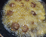 A picture of step 2 of Mutton kofta curry.