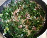 A picture of step 12 of Sweet and sour beef and creamed spinach.