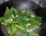 Foto langkah ke 4 dari resep Tumis Sayur Oyong.