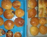 Foto langkah ke 5 dari resep Roti super lembut no mixer.