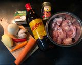รูปขั้นตอนการทำที่ 1 ของ Chicken Curry with Rum
