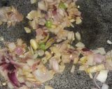 வெங்காய ஆம்லெட் (Venkaya omelette recipe in tamil) ரெசிபி ஸ்டேப் 1 புகைப்படம்