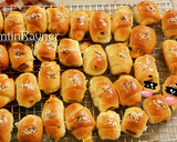Foto langkah ke 10 dari resep Roti Unyil Sosis Keju Favorit Keluarga ( Mini Sausage roll bun) .