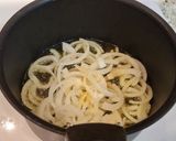 Foto del paso 2 de la receta: Chipirones guisados con pimientos