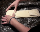 Foto del paso 6 de la receta: Medialunas de manteca fáciles y esponjosas