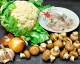 Foto del paso 1 de la receta: Coliflor salteada con calamares