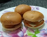 Foto langkah ke 3 dari resep Burger Mini.