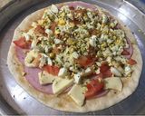 Foto del paso 4 de la receta: Pizza rellena a mi manera 🍕🍕🍅🍅