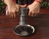 இடியாப்பம் ஆட்டுக்கால் பாயா ரெசிபி ஸ்டேப் 1 புகைப்படம்