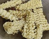 Foto langkah ke 5 dari resep Mie Nyemek (ala @victoragustino_ MCI9).