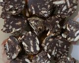 Foto del paso 5 de la receta: Recetas económicas y de aprovechamiento: turrón de chocolate/salame de chocolate sin azúcar