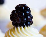 Foto del paso 2 de la receta Cupcakes de limón y moras