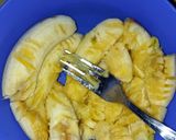 Foto langkah ke 1 dari resep Bolu Pisang Kukus.